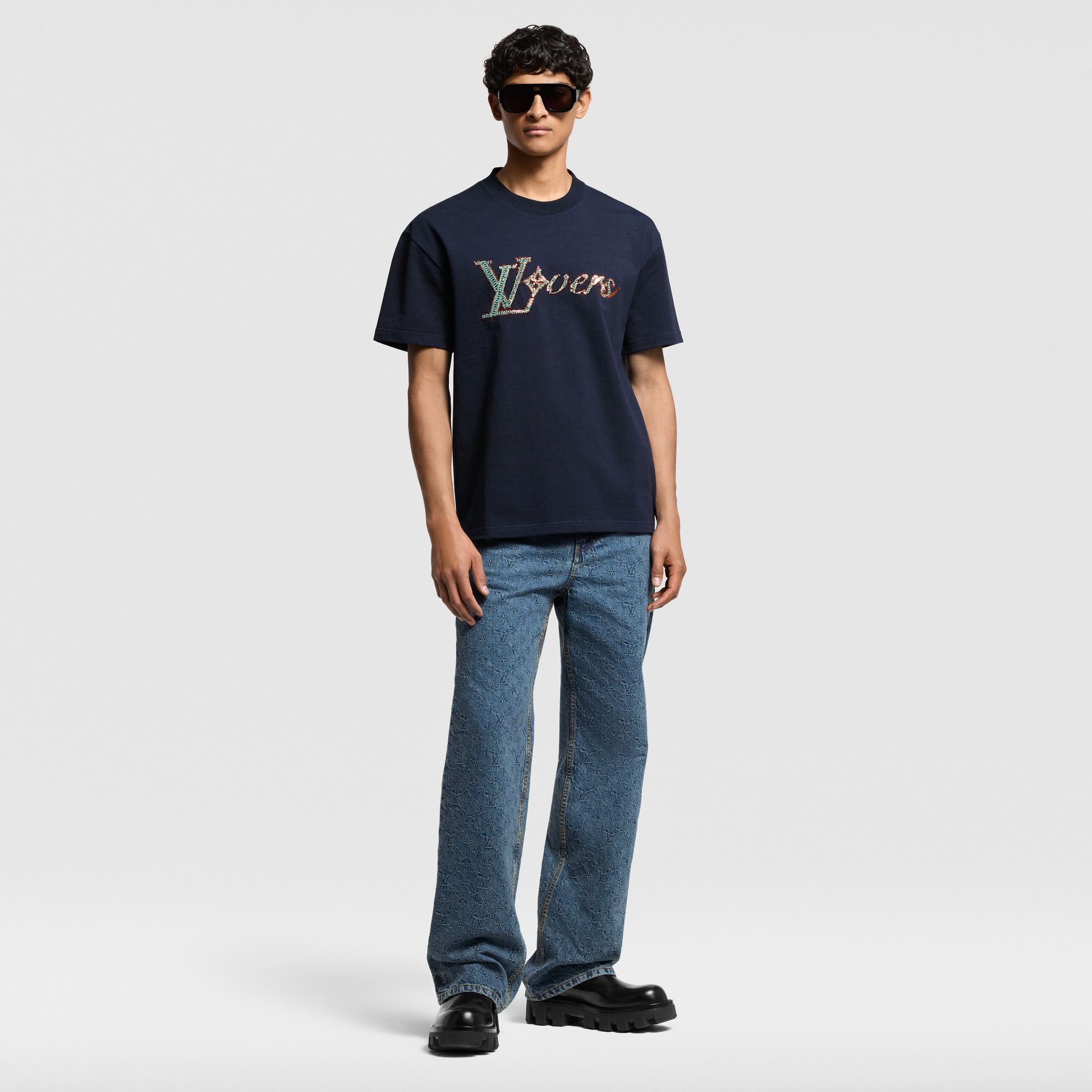 LV VersエンベリッシュドショートスリーブTシャツ ｜ルイ・ヴィトン 公式サイト - 1AGHXN